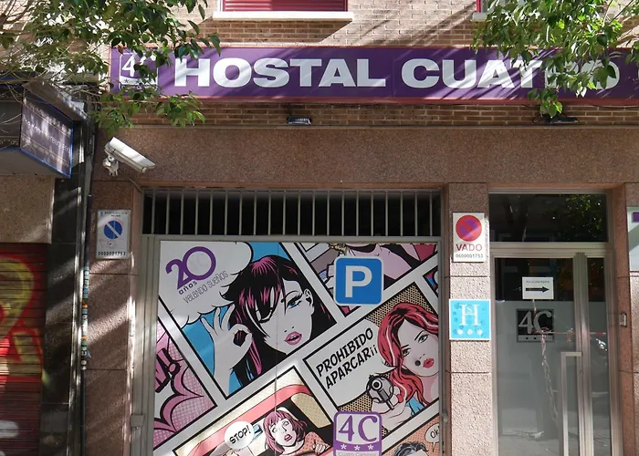 Hostal 4C Cuatro Caminos