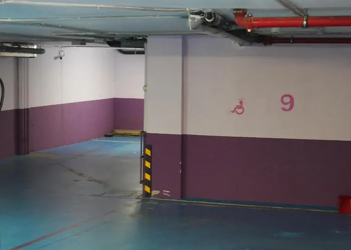 Hostal 4C Cuatro Caminos